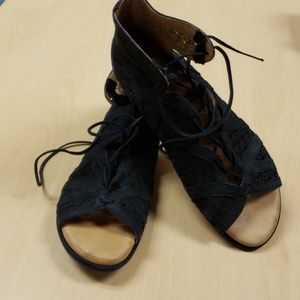 Kenneth cole sandals